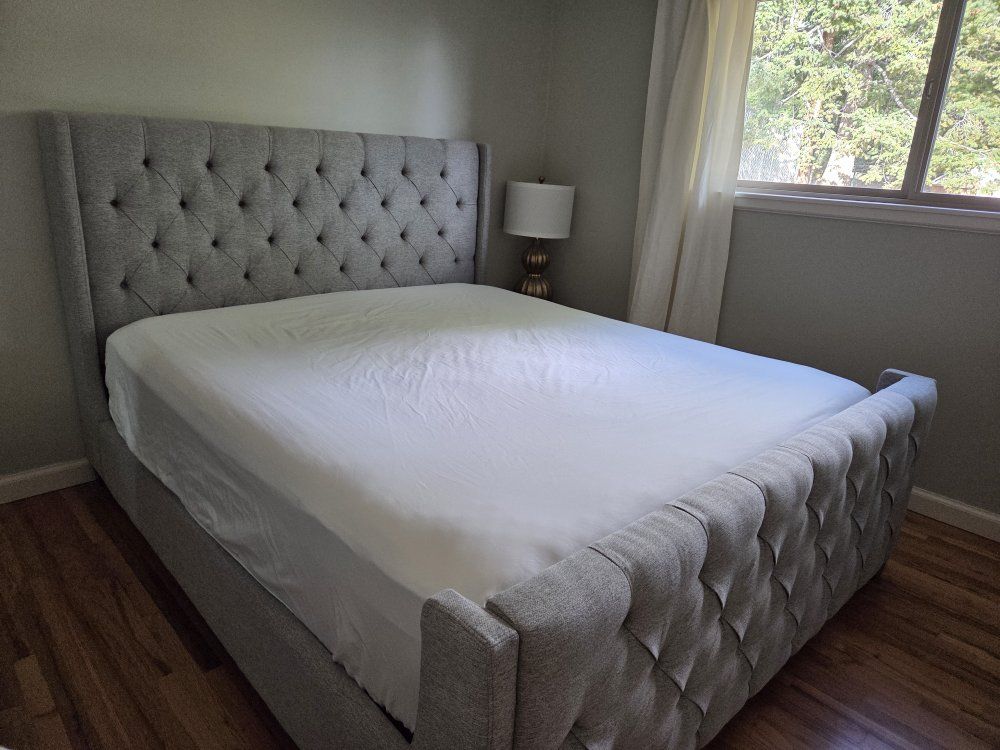 Cal KingTufted Upholstered Platform Bed Frame - Light Gray Fabric, Wingback Headboard & Footboard