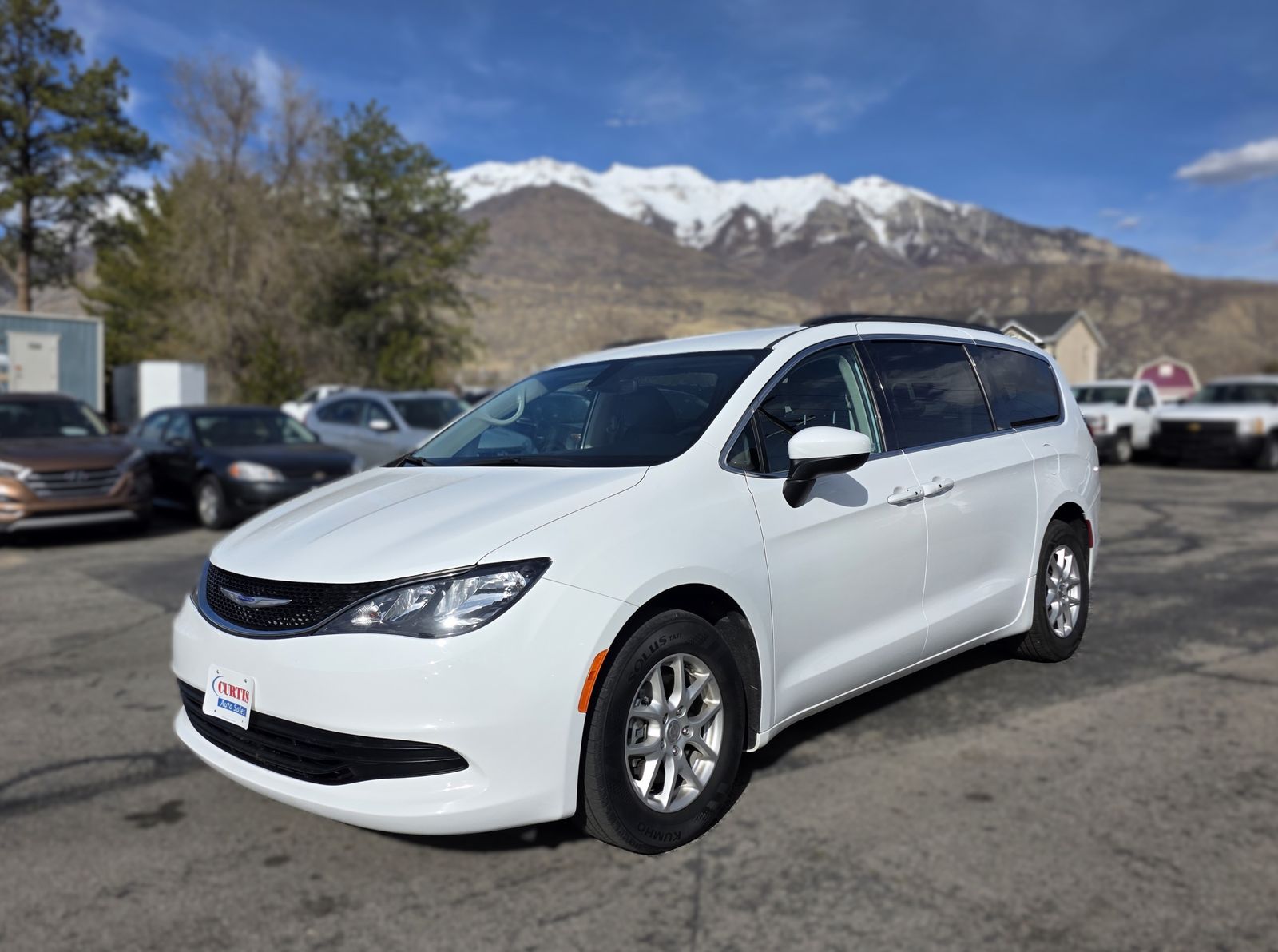 2020 Chrysler Voyager LXi