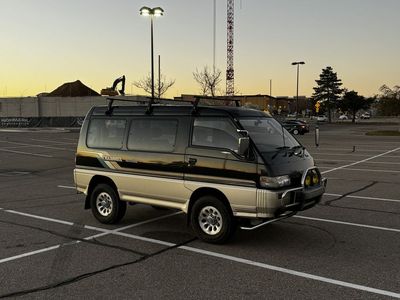 1990 Mitsubishi Delica L300