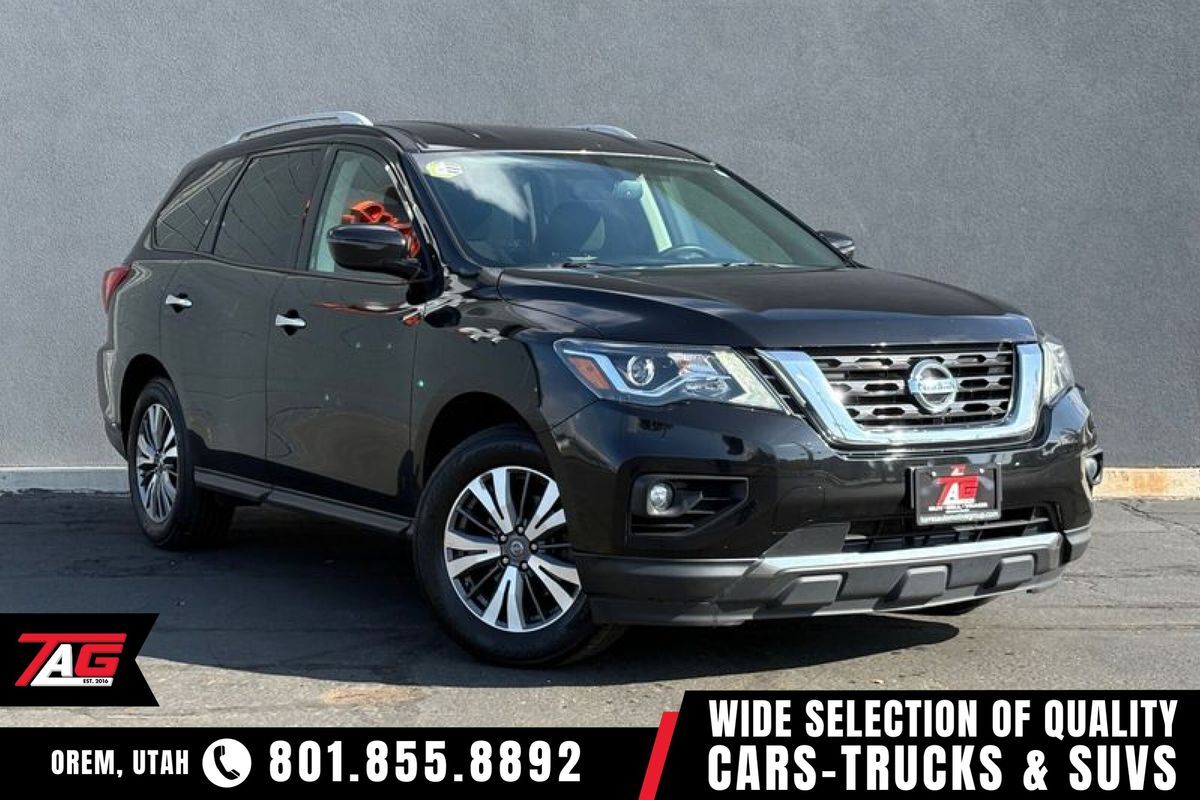 2019 Nissan Pathfinder SV