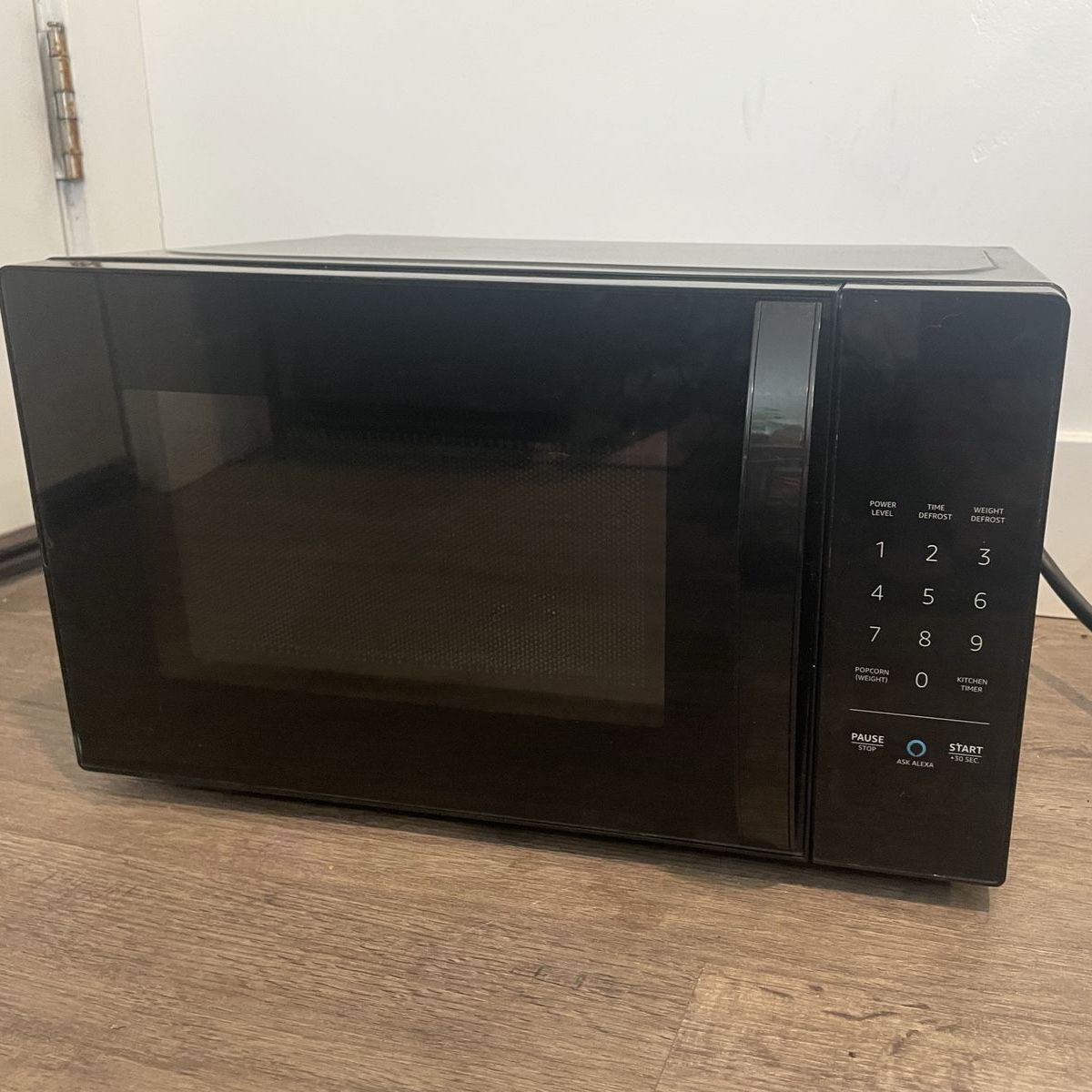 Amazon Alexa Smart Countertop Microwave // Black $50 OBO