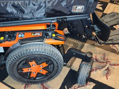 Wheel chair automatic