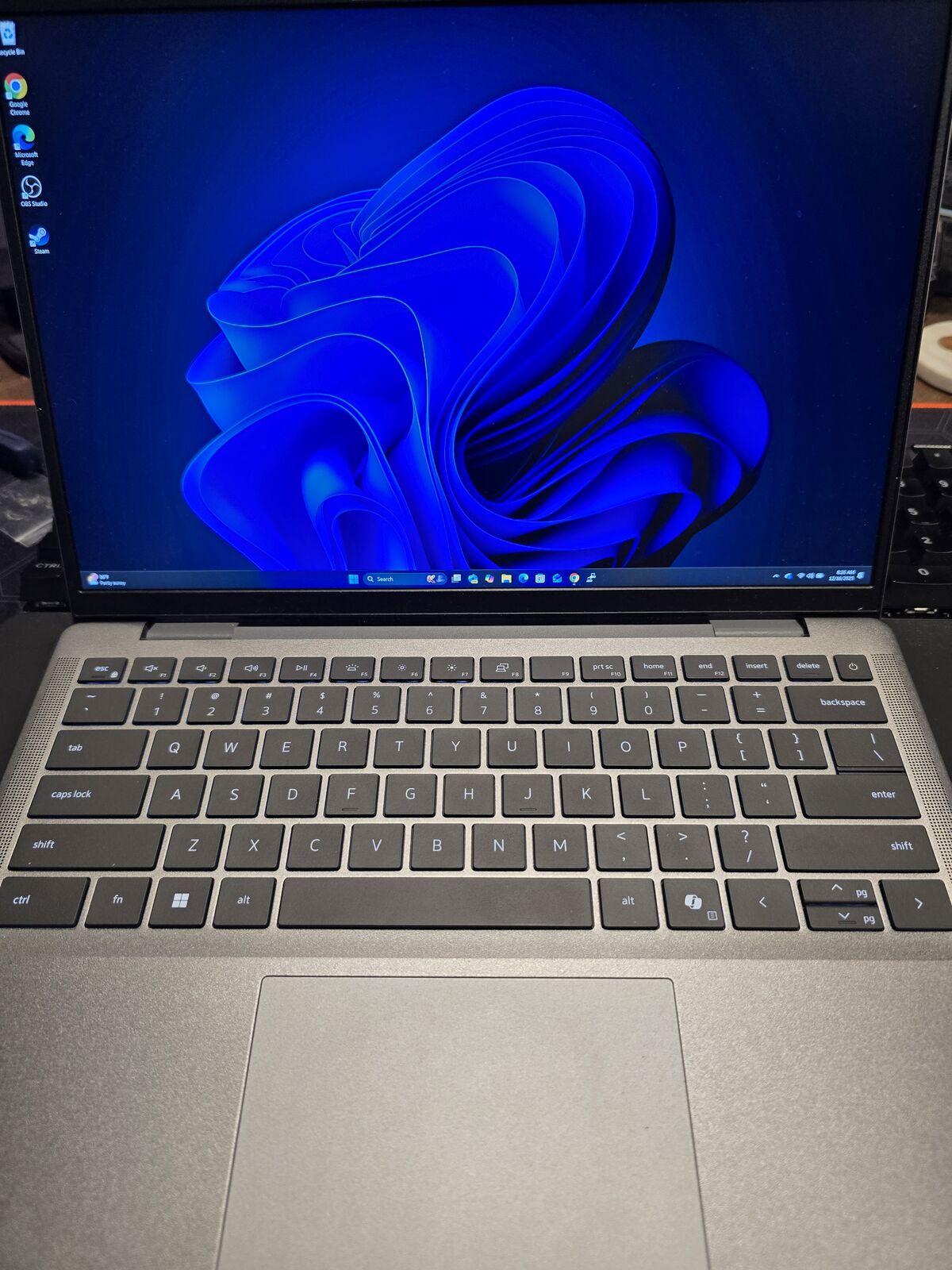 Dell Latitude 7455 - Arm CPU, 32gb RAM, 1tb SSD