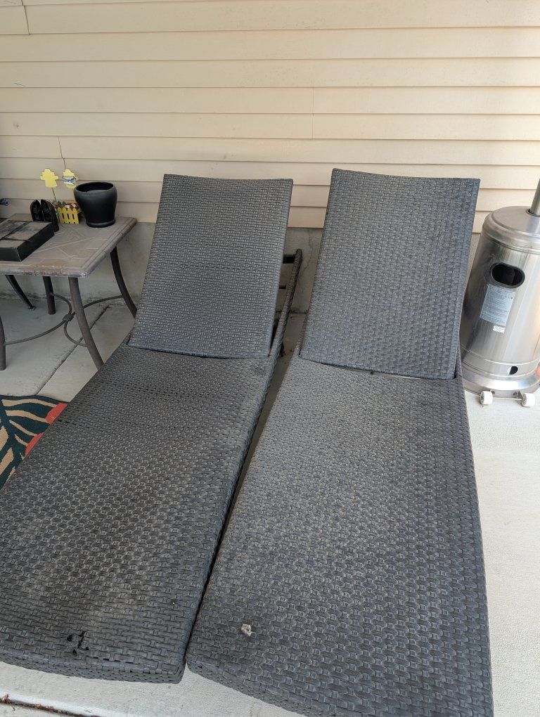 Dark Gray Wicker Outdoor Lounge Chairs - Adjustable Recline Patio Furniture