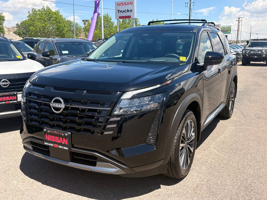 2026 Nissan Pathfinder Platinum