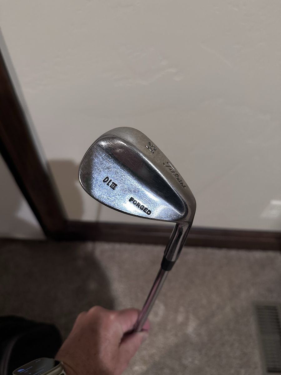 Titleist Forged DLIII 54 degree wedge