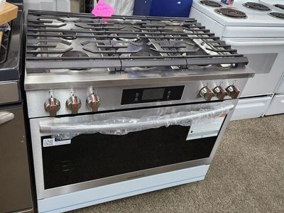 STUNNING BRAND NEW! FRIGIDAIRE GALLERY 36" GAS SLIDE IN RANGE!
