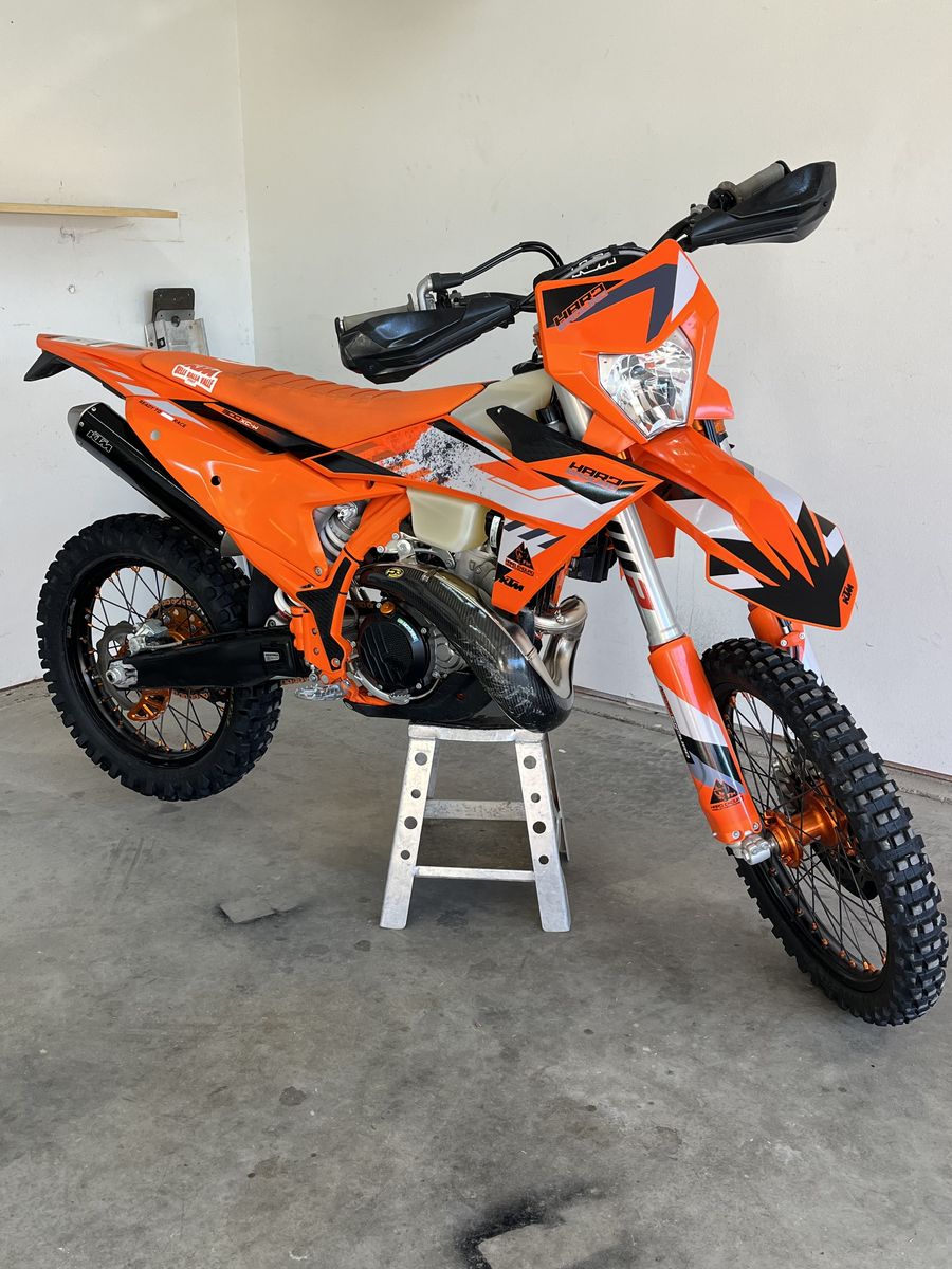 MINT 2024 KTM 300 XC-W Hard Enduro