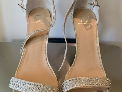Silver Sparkle Heels - Brand New size 10M (never worn)