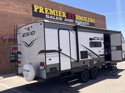 2022 Forest River EVO 2490