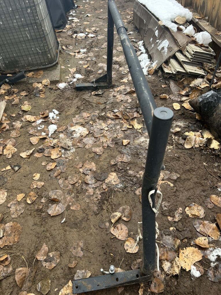 Adjustable Ladder Rack