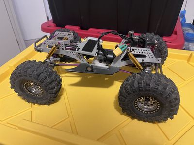 1/10 custom crawler