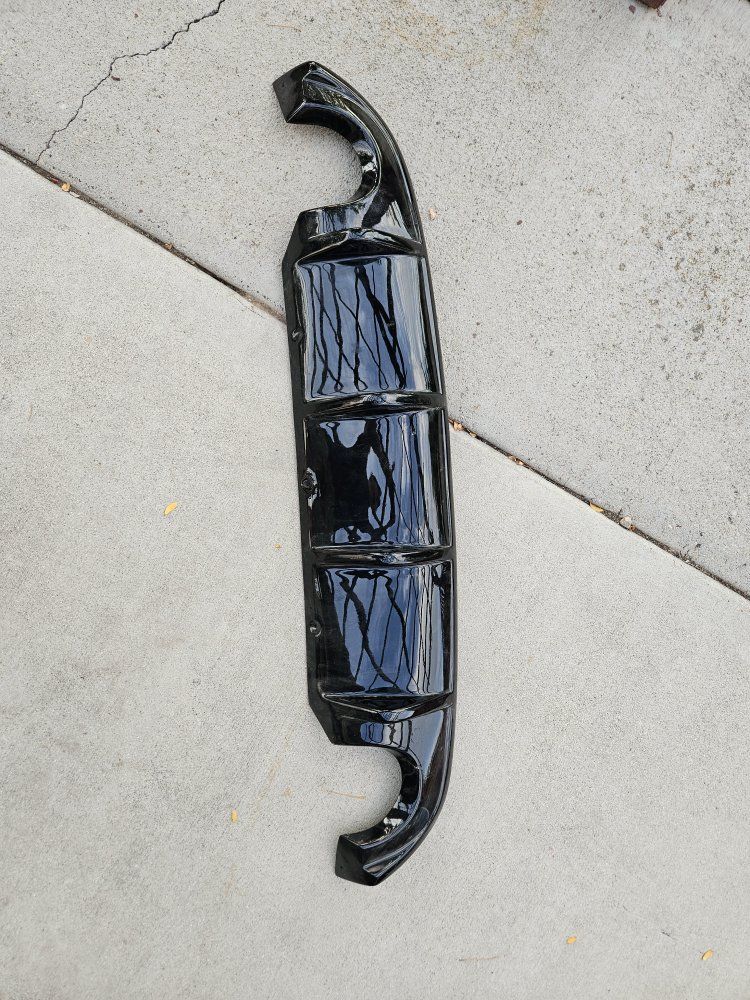 Q50 Gloss Black Rear Bumper Diffuser