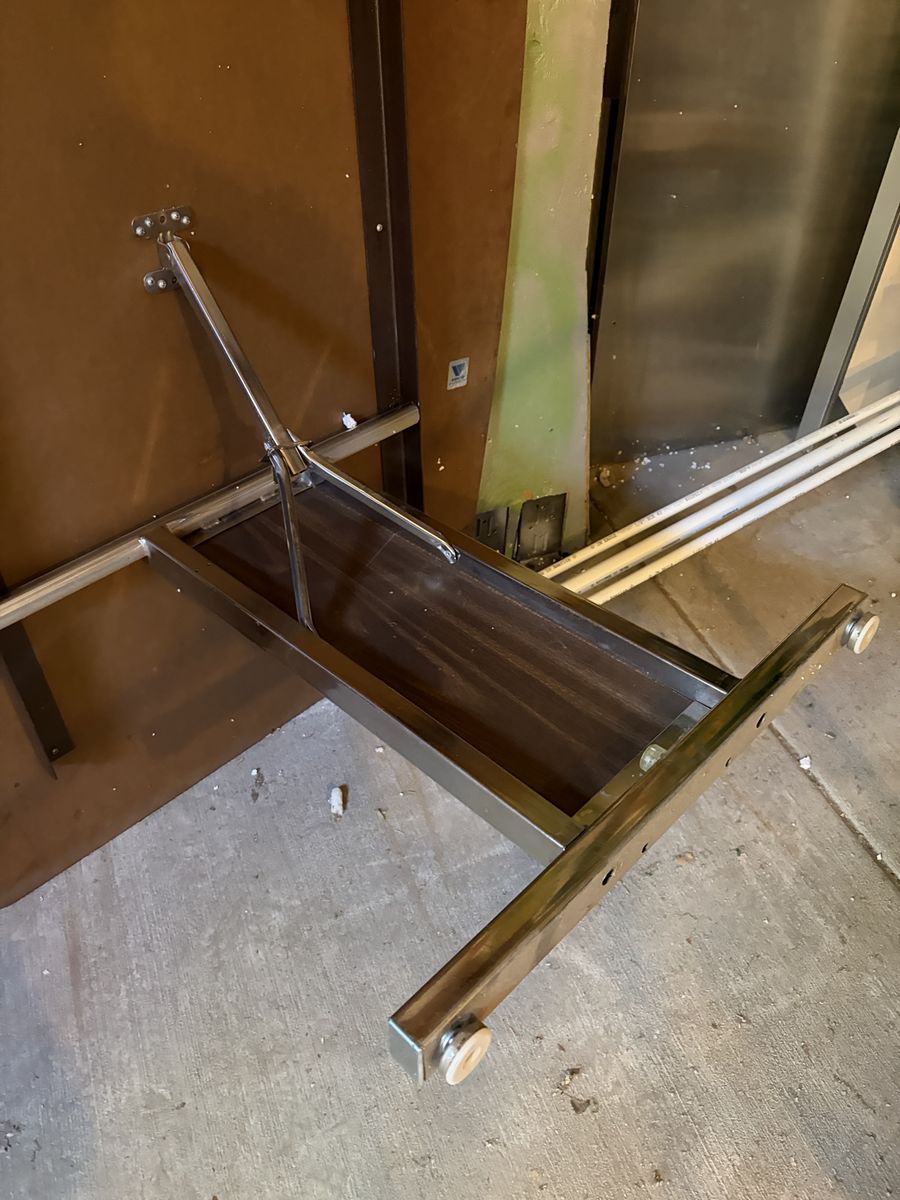 Main image 5