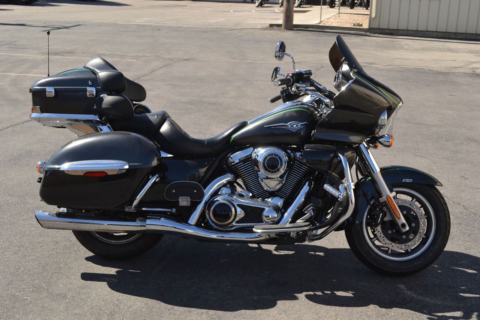 2015 Kawasaki Vulcan Voyager 1700 - Touring Cruiser