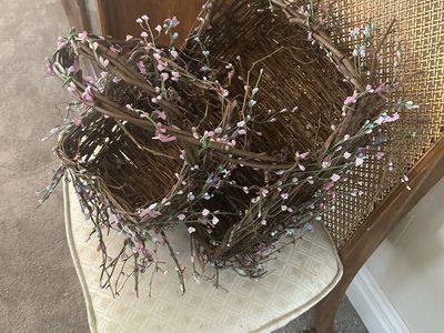 Vintage Deco Grapevine Baskets (Easter)