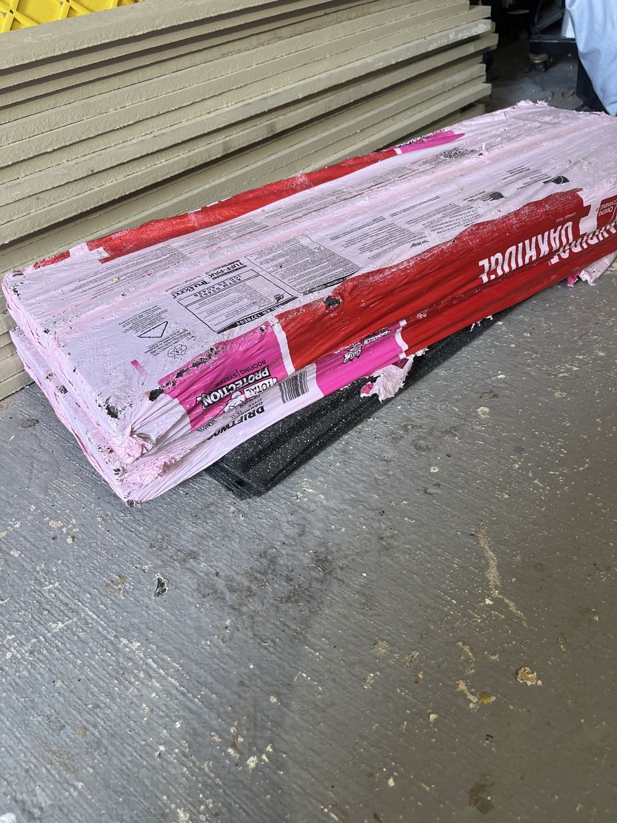 2 Roof shingles bundles
