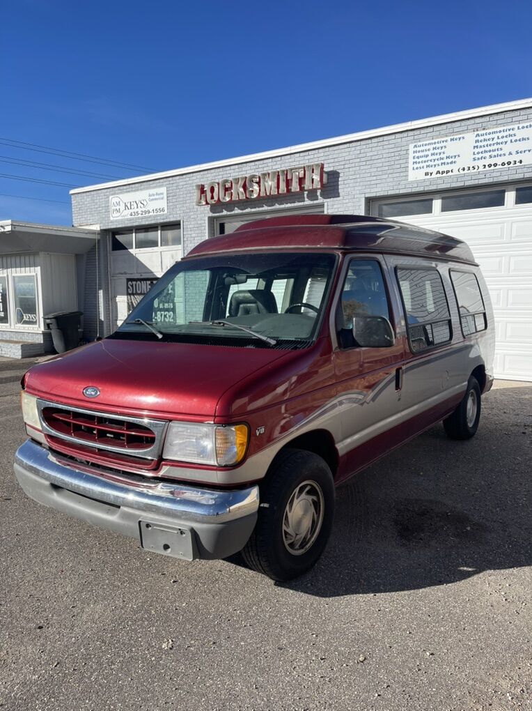 1998 Ford Econoline Van