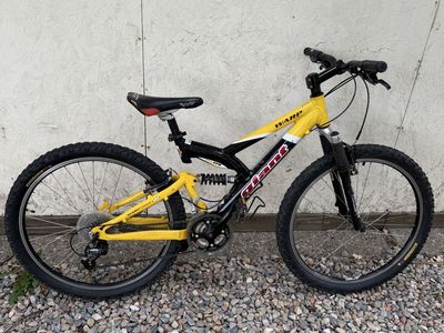 Giant Warp DS Mountain Bike - Full Suspension, Yellow/Black, Medium