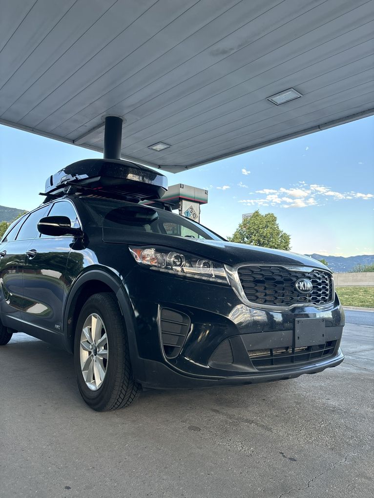 2019 KIA SORENTO LX
