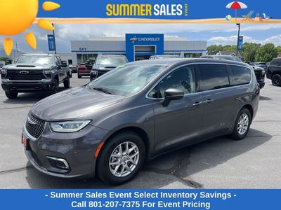 2023 Chrysler Pacifica Touring L