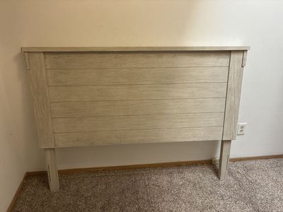 headboard for a queen size bed