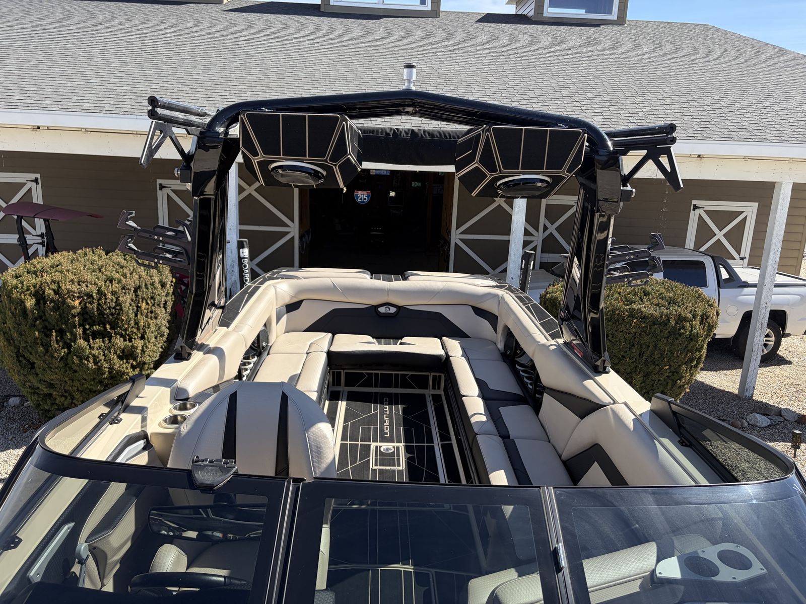 Main image 5
