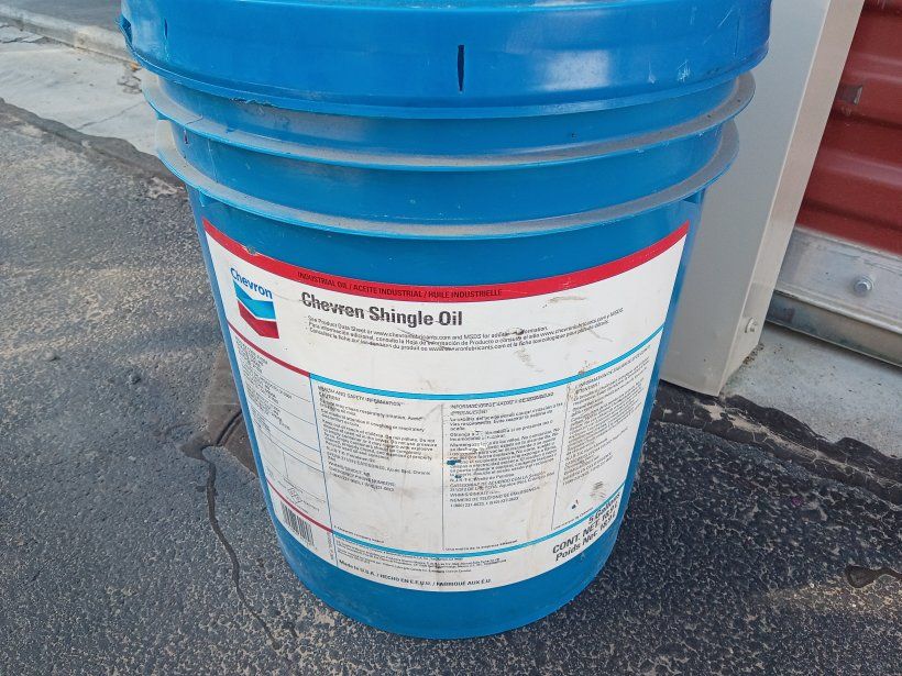 Chevron Shingle Oil 5 gallon bucket