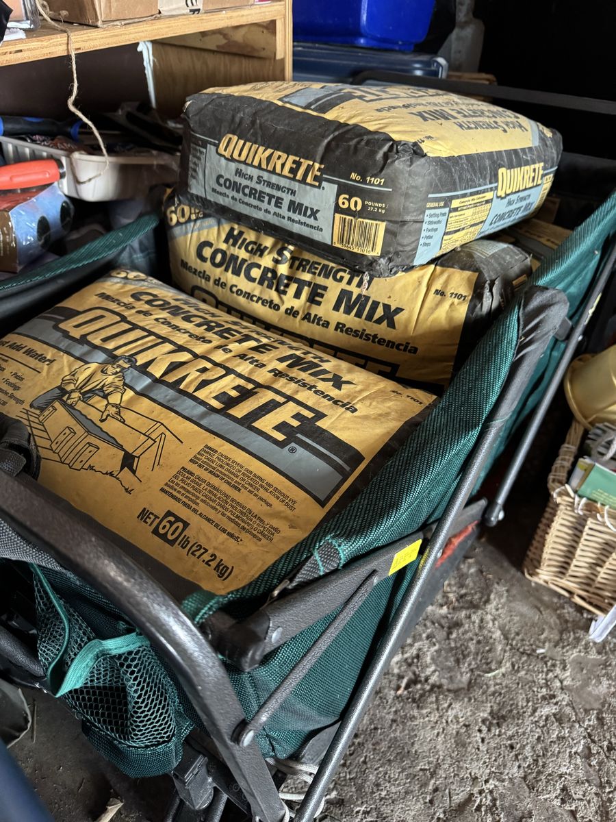 Quikrete High Strength concrete 60lbs, 6 bags
