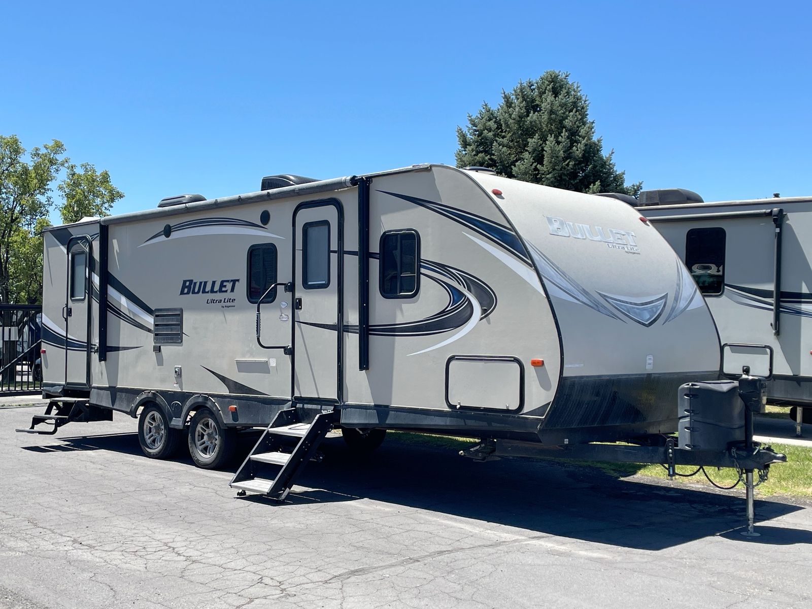 2017 KEYSTONE BULLET 272BHSWE