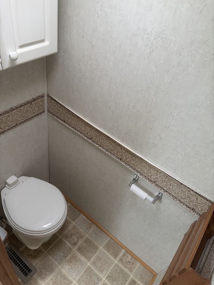 Main image 11