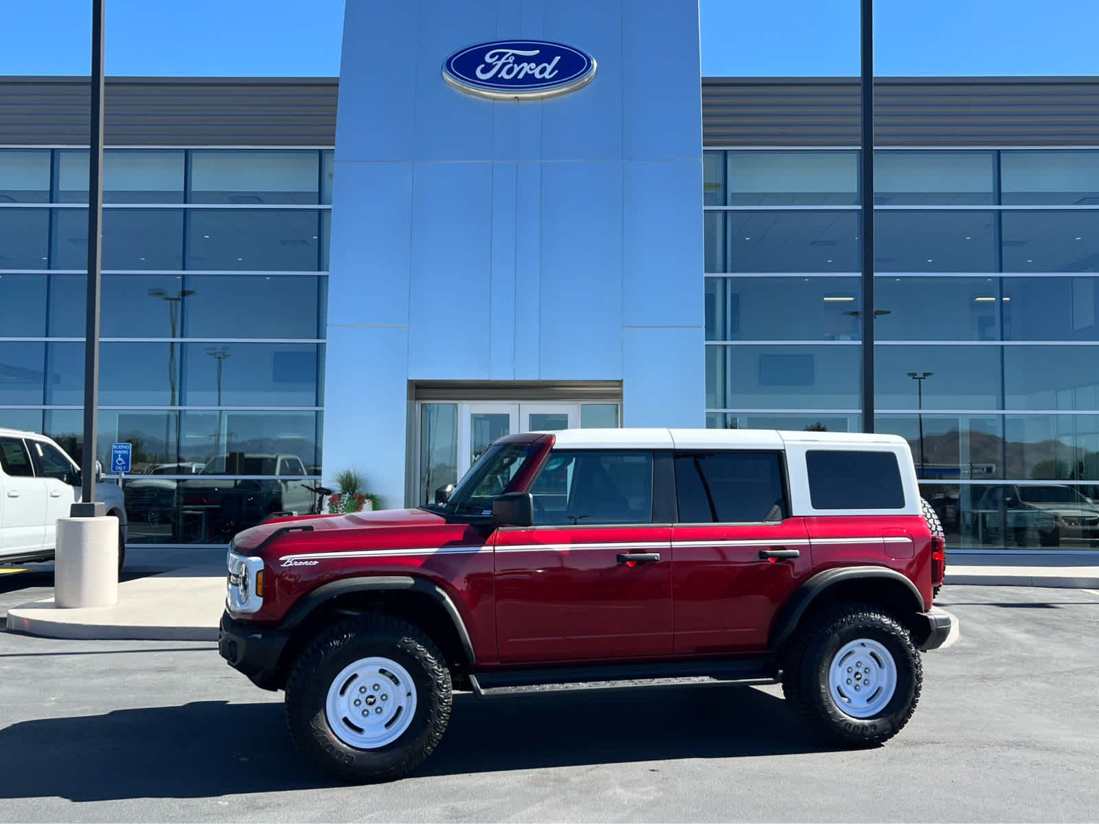 2026 Ford Bronco Heritage Edition