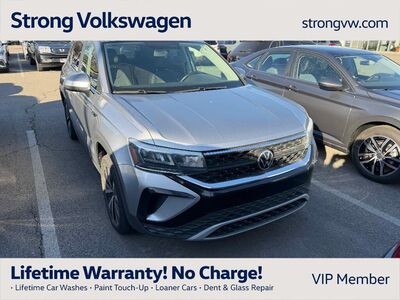 2022 Volkswagen Taos SE 4Motion