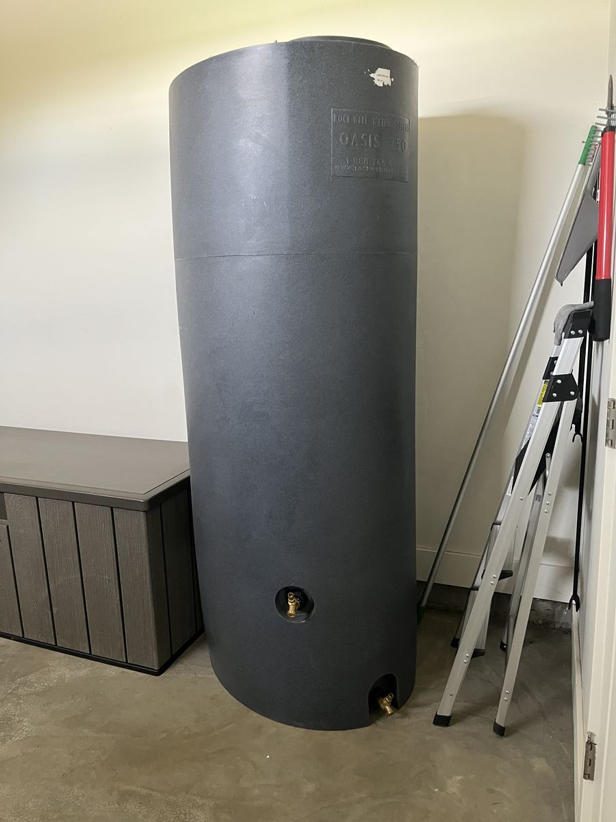 Rockwell 250 Gallon Water Storage Tank
