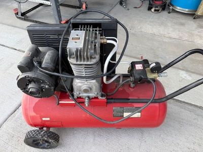 Estate Sale / Garage Sale