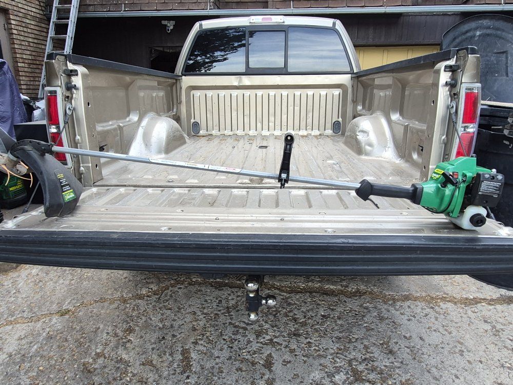 Weed Eater FeatherLite SST 25 HO Gas Trimmer, 25cc High-Output Engine, Straight Shaft
