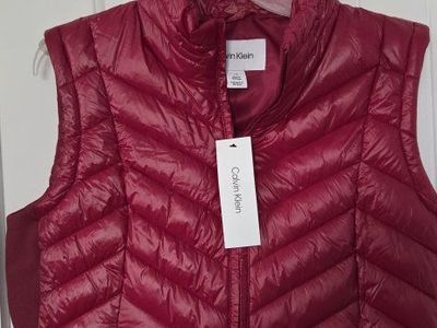 Calvin Klein Red Sleeveless Puffer Vest - New with Tags, Women's Large