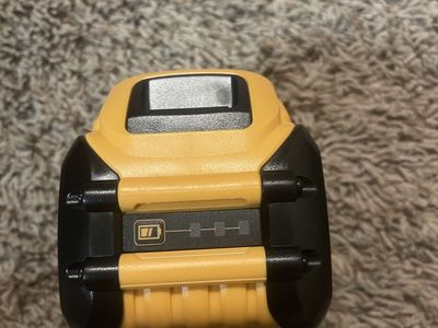 DEWALT DCB609 20V/60V MAX FLEXVOLT 12.0Ah Lithium-Ion Battery Pack - Excellent Condition