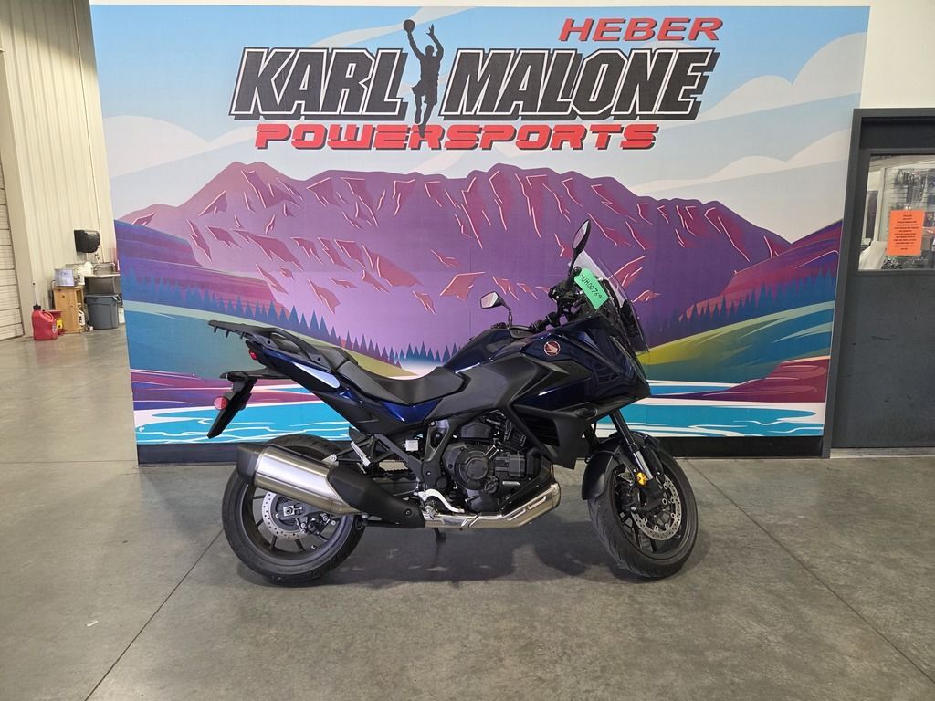 2025 Honda® NT1100 DCT