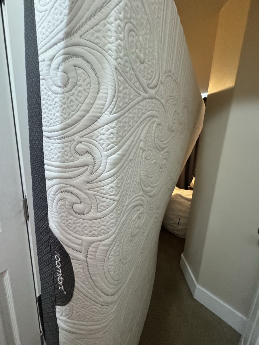 King Mattress & Foundation