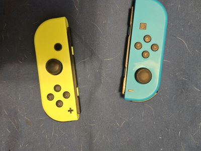 Nintendo switch joy cons yellow and blue