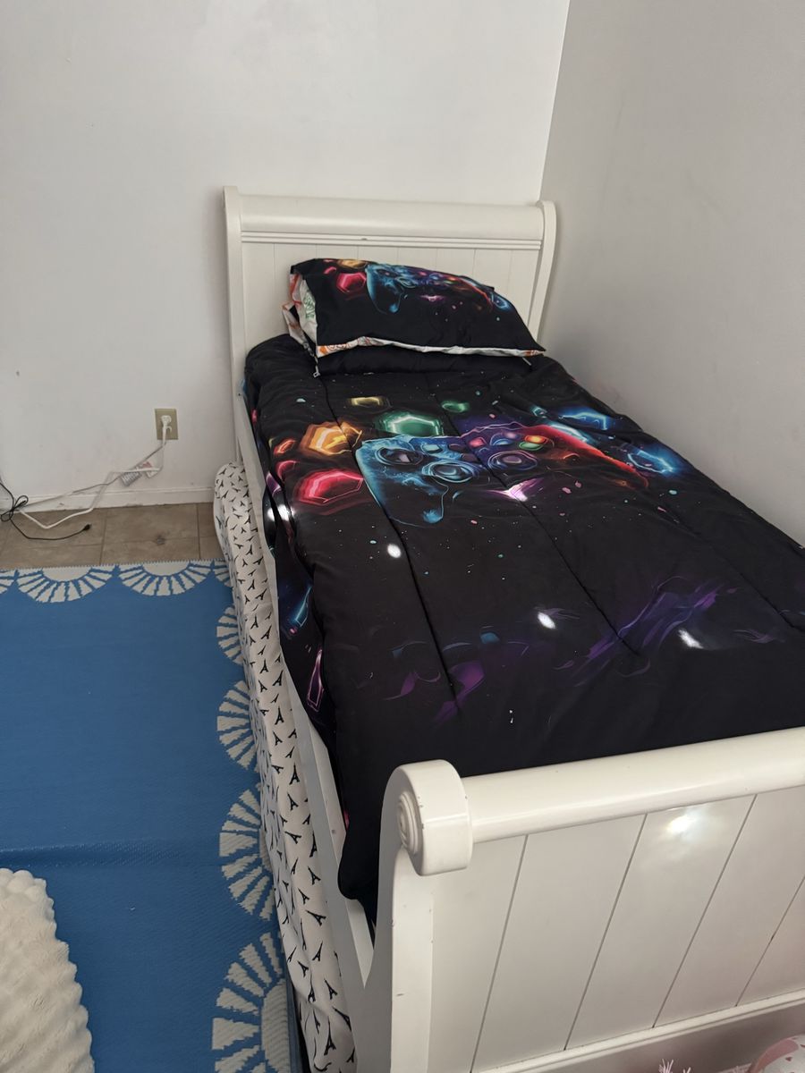 Main image 2
