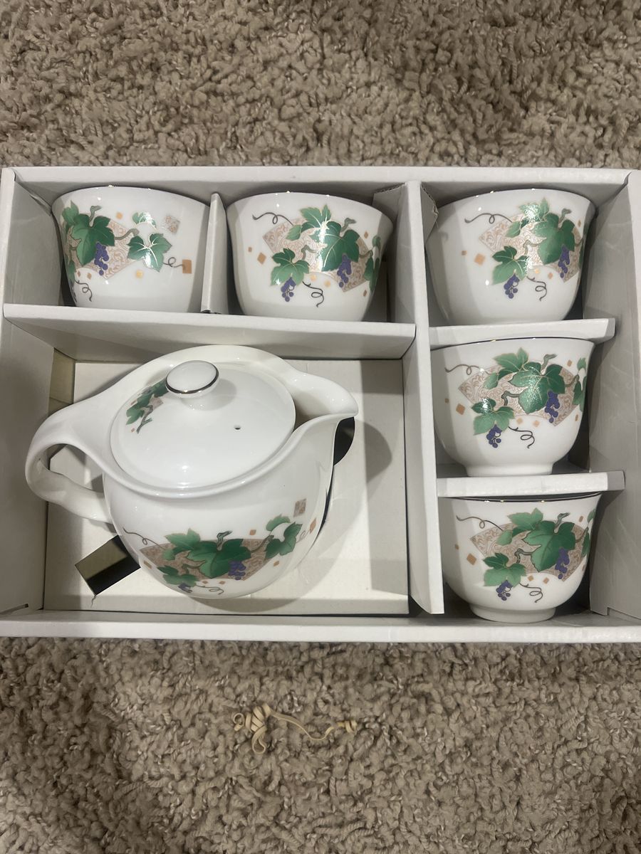 Tajini tea set
