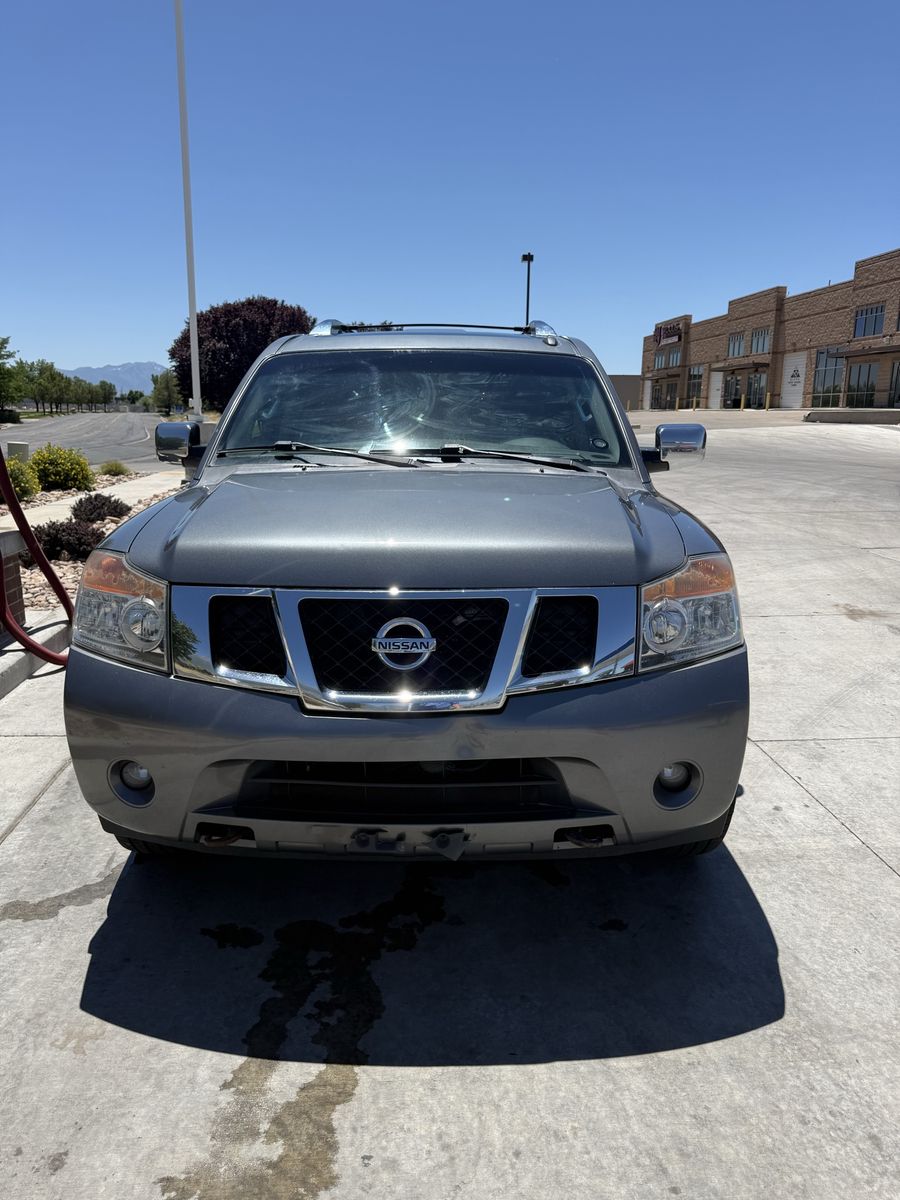 2014 Nissan Armada 