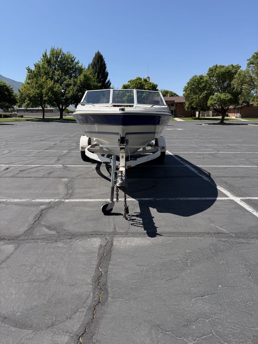 1994 Bayliner Capri 1950