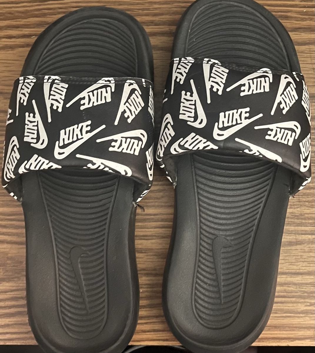 Nike slides