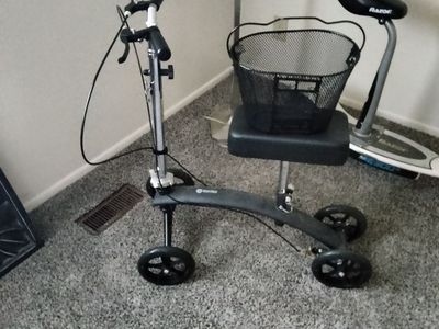 Knee Scooter