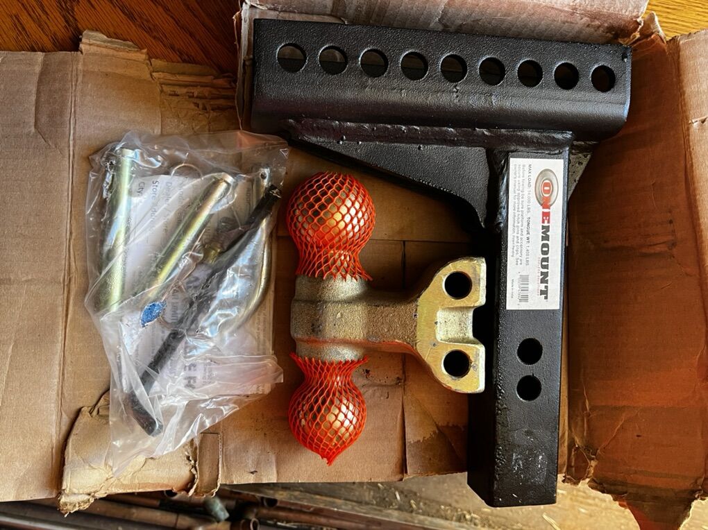 Adjustable Receiver Tow Hitch