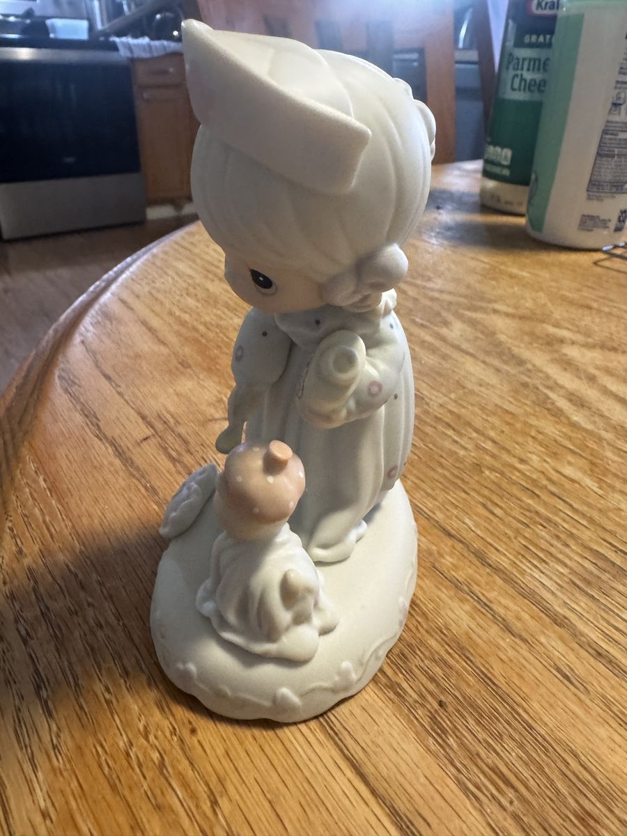 Main image 2