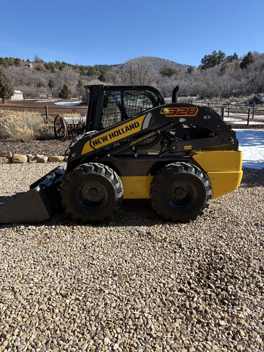 New Holland L328
